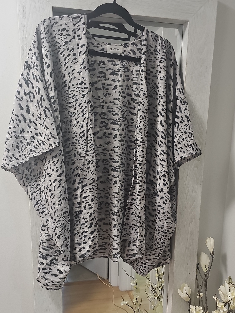 Space 46 Boutique Gray and Black Leopard Print Open Kimono